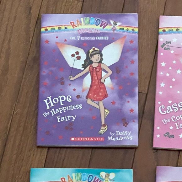 Rainbow Magic The Princess Fairies 7 Book Lot - Picture 2 of 14